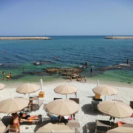 Tre Metri Sopra Il Mare Villa Bisceglie Eksteriør bilde