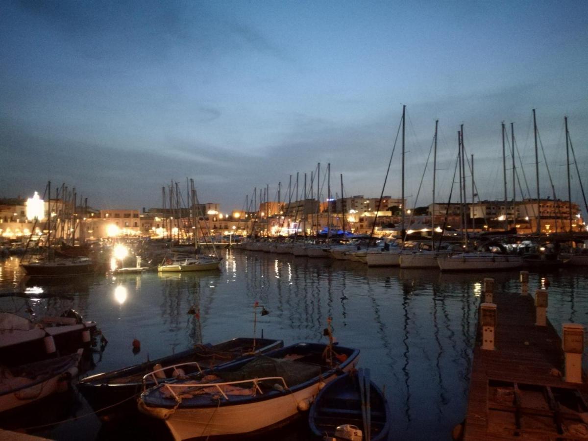 Tre Metri Sopra Il Mare Villa Bisceglie Eksteriør bilde